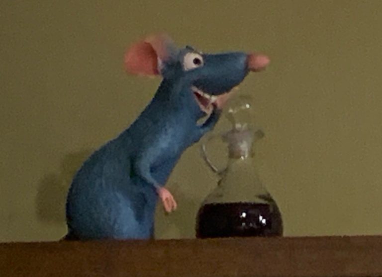 Remys Ratatouille Hide N Squeak Scavenger Hunt Edition